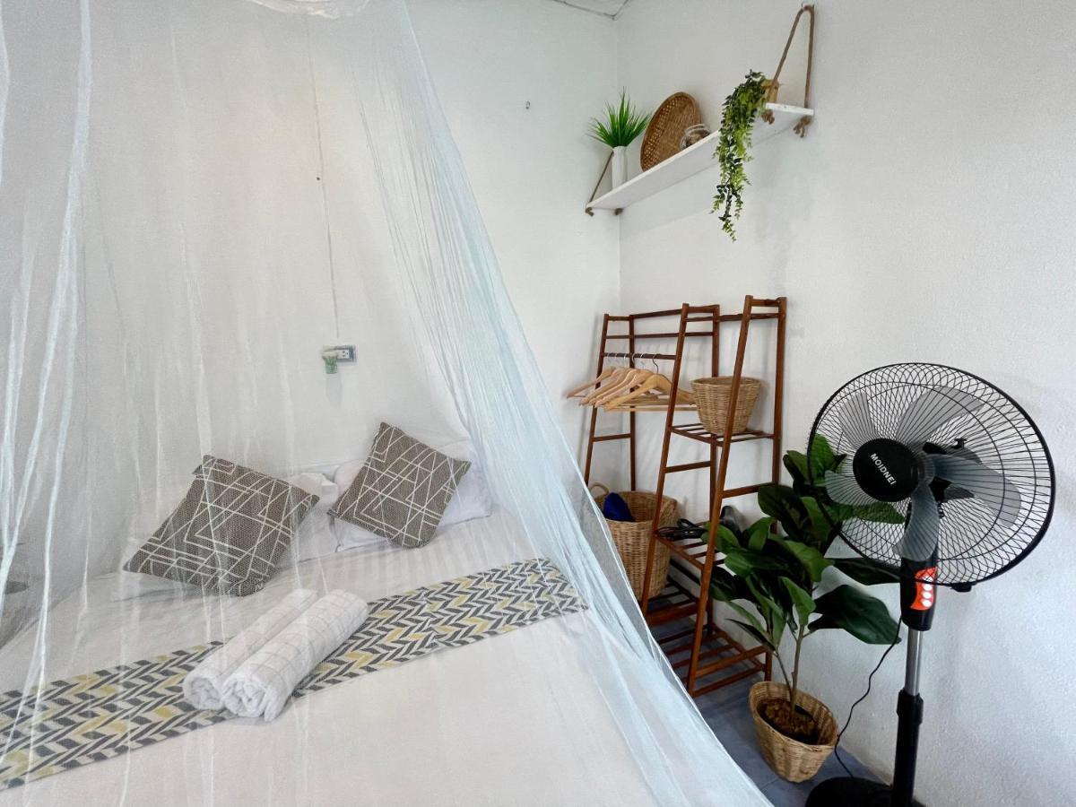 Secret Place Hotel And Restaurant Haad Yao Extérieur photo